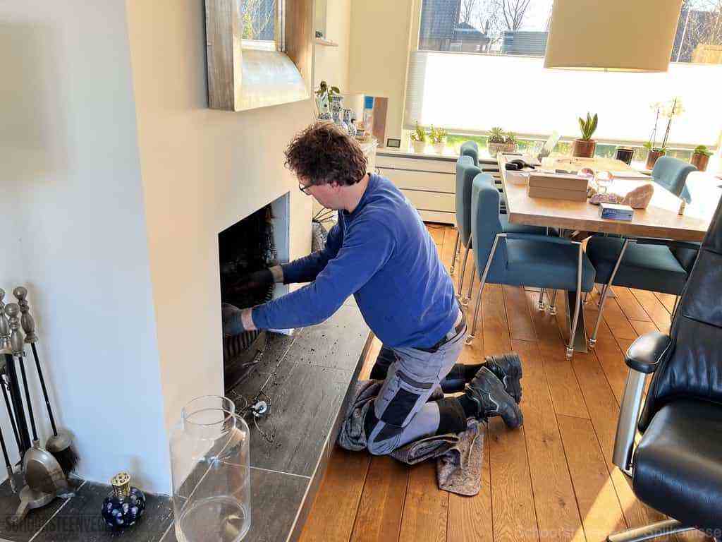 Schouwveger Spijkenisse kleed schoorsteenreiniger Schouwveger Spijkenisse kleed schoorsteenreiniger